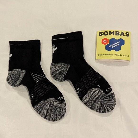 NWT Bombas Women's Running Quarter Socks (Black Bee) - Picture 6 of 9
